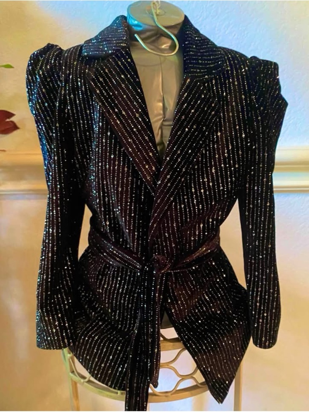 NEW/NWT River Island Little Girl’s Size 4-5 Black & Sparkly Silver Belted Blazer